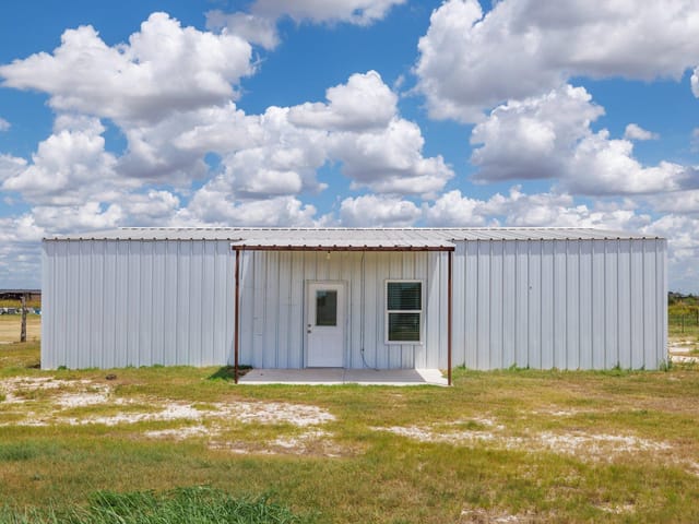 171 Daniel DR
