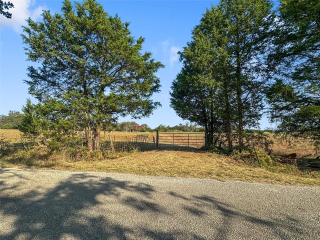 171  Flower Hill Rd