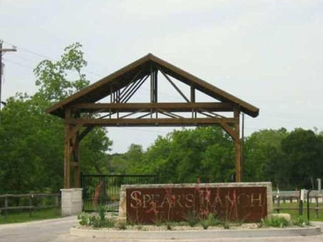 171 Spears Ranch RD