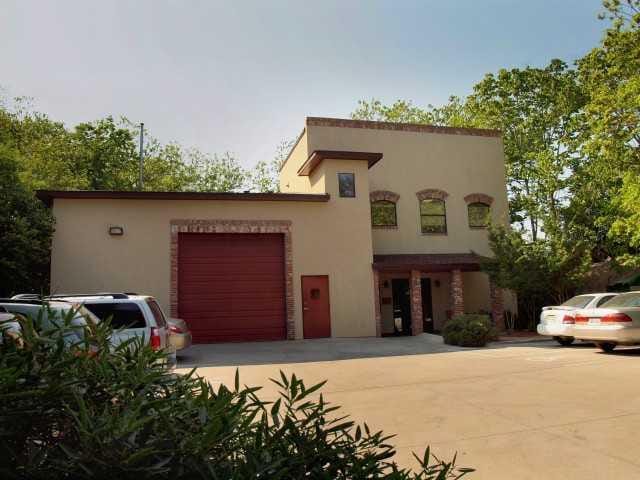 1710 Evergreen