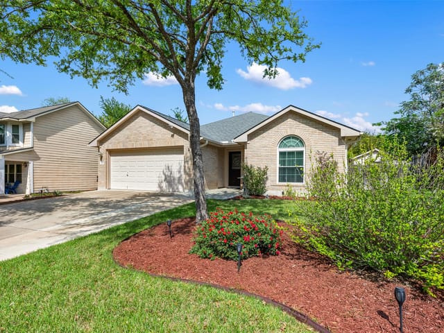 1710 Mimosa LN