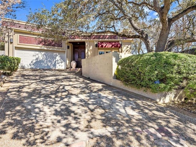 1711 Laguna Loma CV