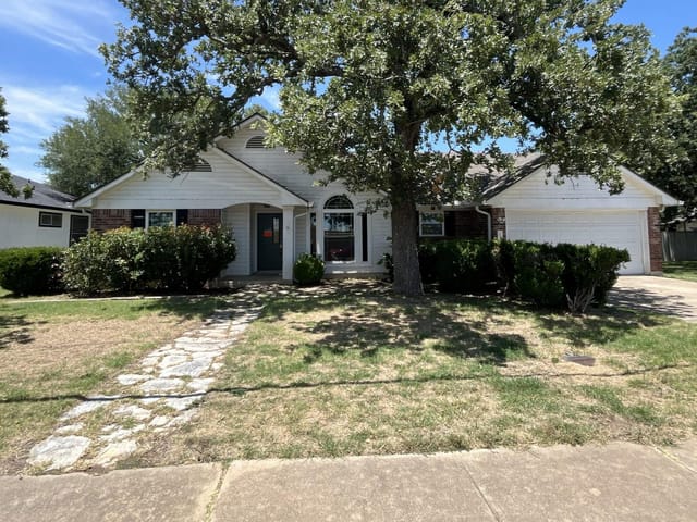 1712 Somerset DR