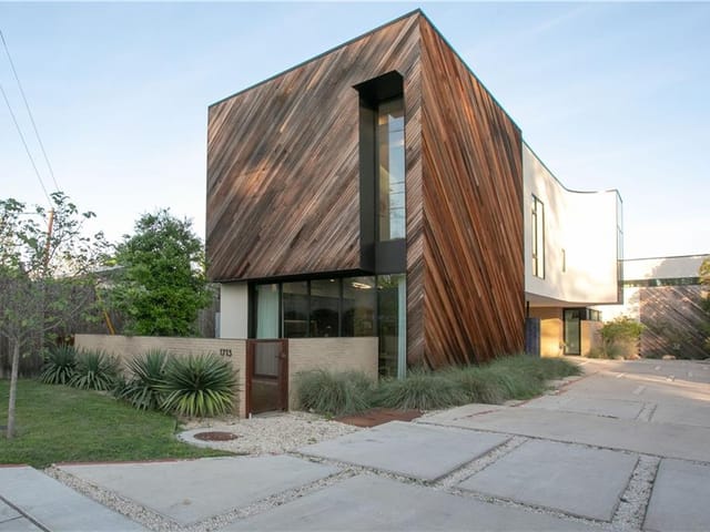 1713 Bluebonnet Ln Unit #A