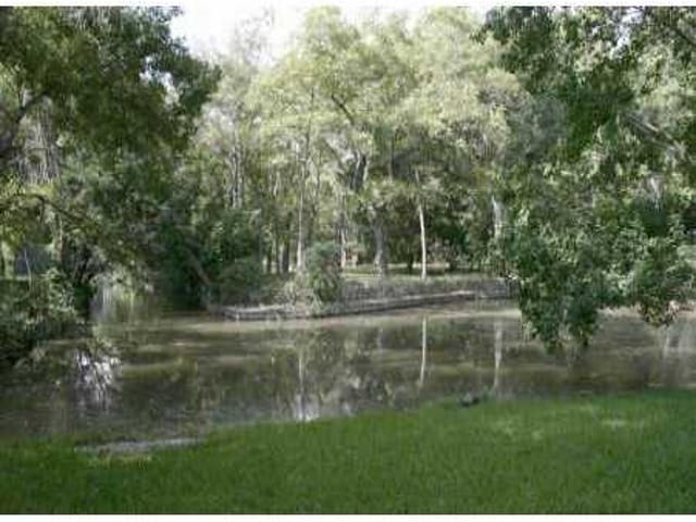 1713 CHANNEL RD