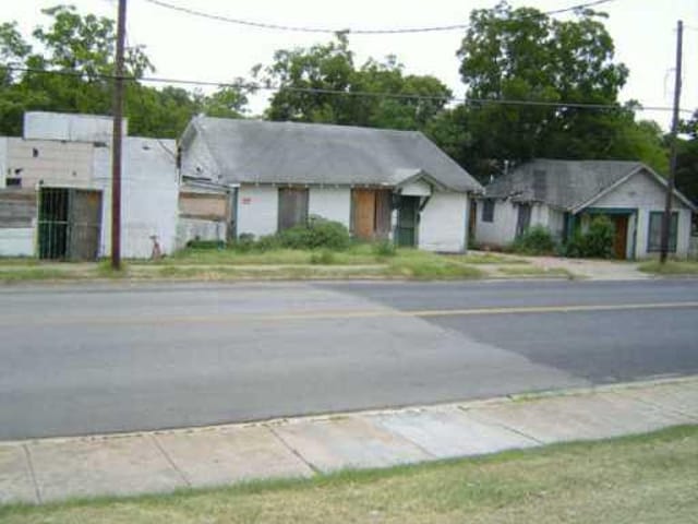 1713 Rosewood Ave