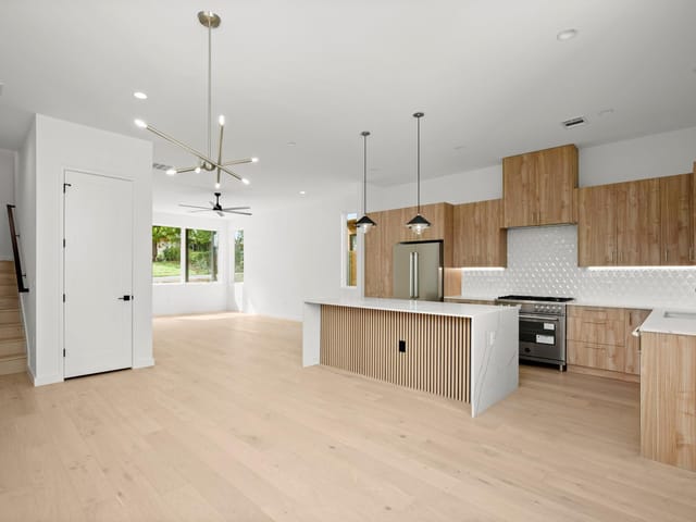 1714 Woodland Ave Unit #1