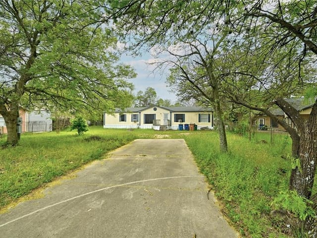 1716 Bunche Rd