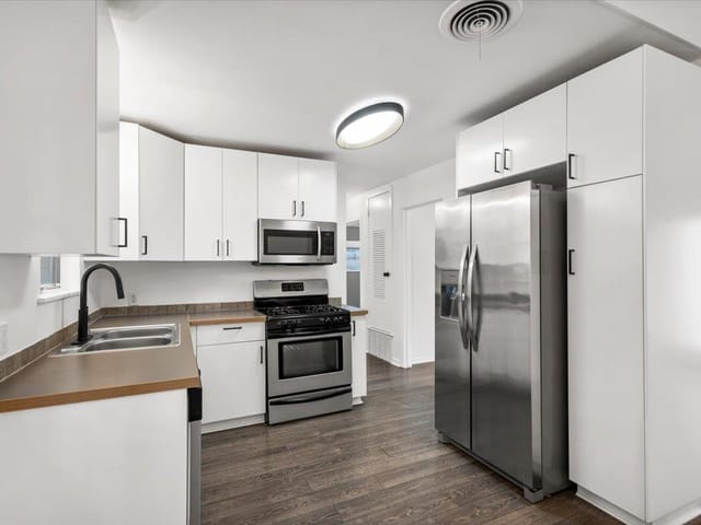 1717 Bluebonnet LN Unit #B