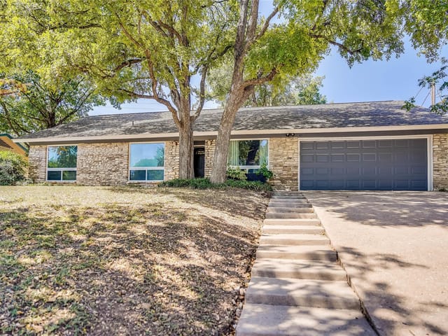 1717 Fawn Dr