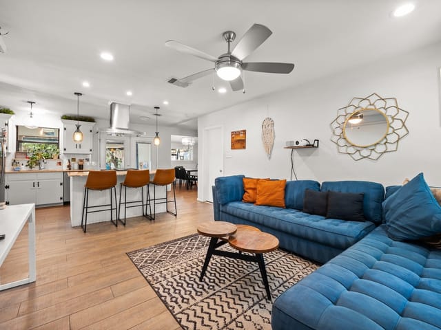 1717 Rockbridge Ter