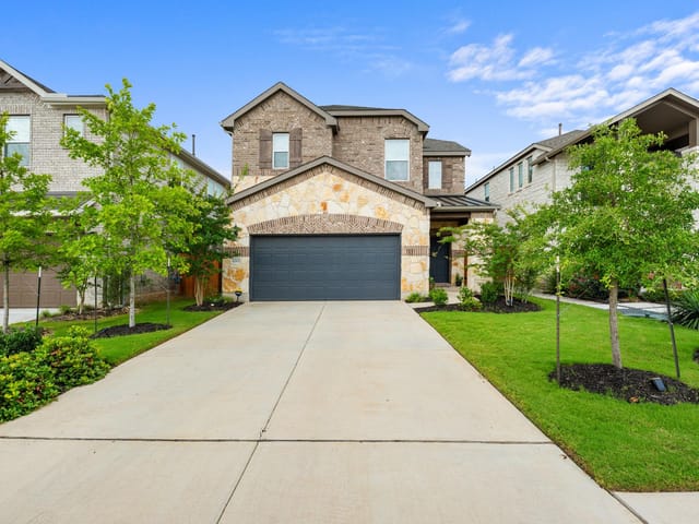 17203 Hattie TRCE - front exterior - Luxury home in Sweetwater Ranch Sec 2 Vlgs C, Austin, TX