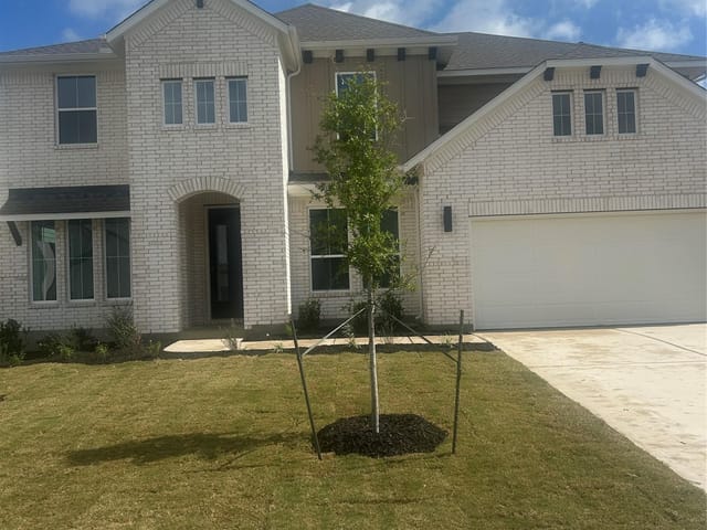 17208 Graces Path