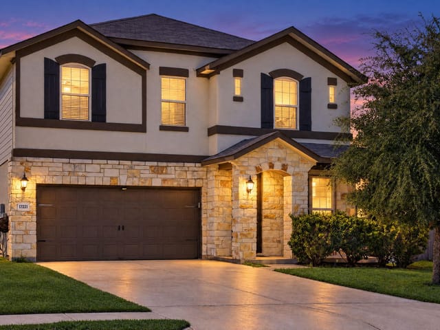 17221 Brittle LN