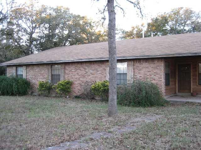 1723 Wolf Run RD