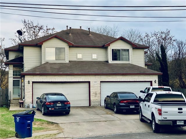 1725 Constantino Cir