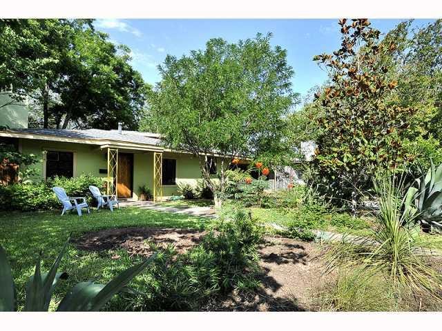 1725 E 38th 1/2 St