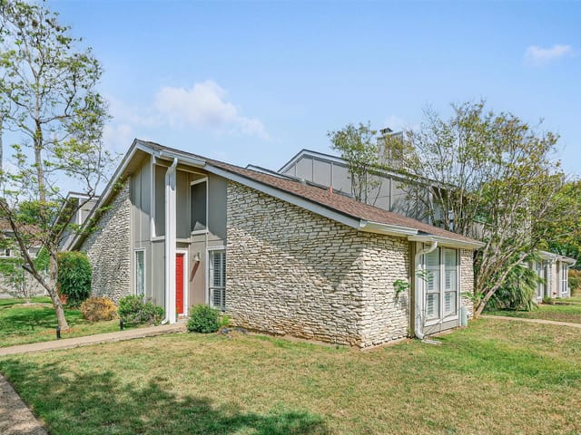 1727 Timber Ridge Dr