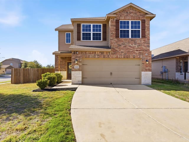 1728 Amy Dr