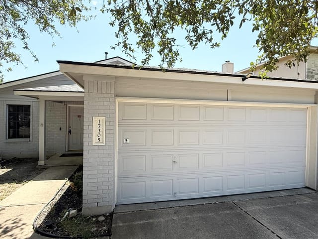 17305 Dashwood Creek Dr