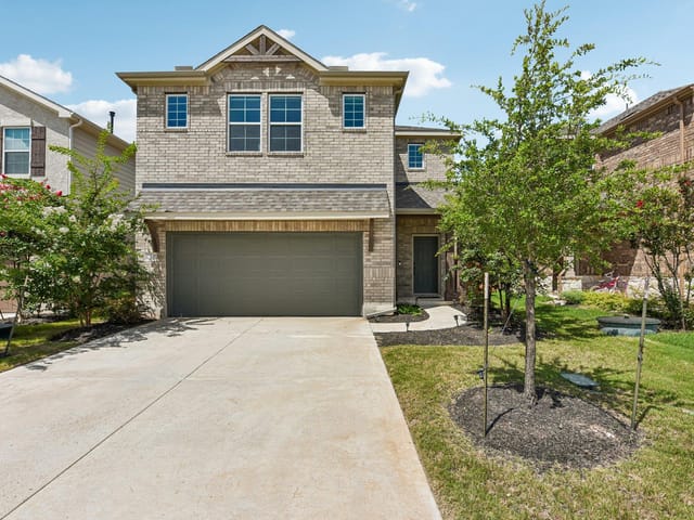 17307 Hattie TRCE - front exterior - Luxury home in Sweetwater Ranch Sec 2 Vlgs C, Austin, TX