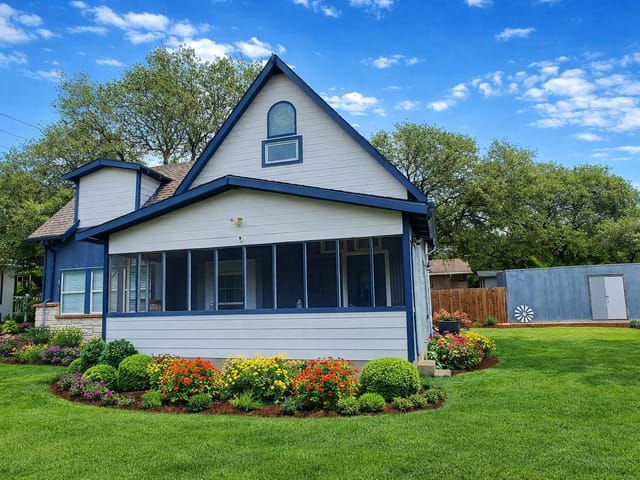 17308 E Darleen Dr