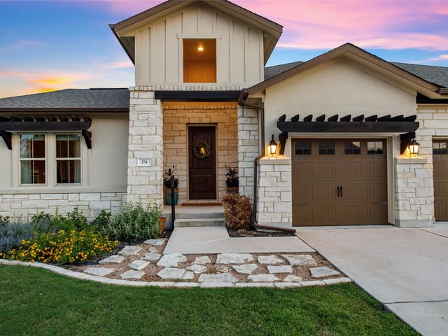 174 Challis Ct