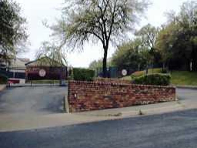 1741 SPYGLASS DR Unit #121
