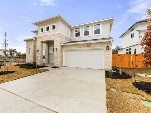 17425 Hattie Trace