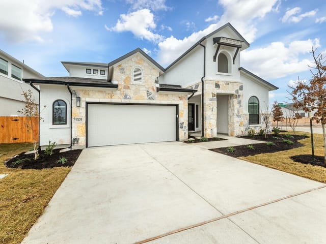17429 Hattie Trace