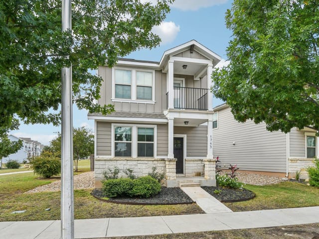 1745  Artesian Springs Xing