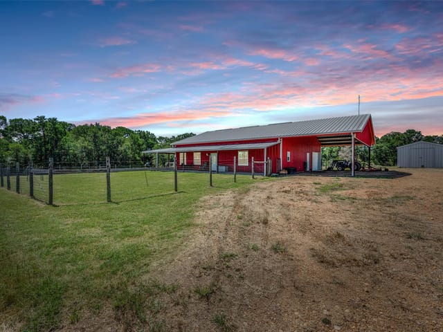 1745 County Road 103