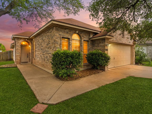 17509 Tobermory Dr