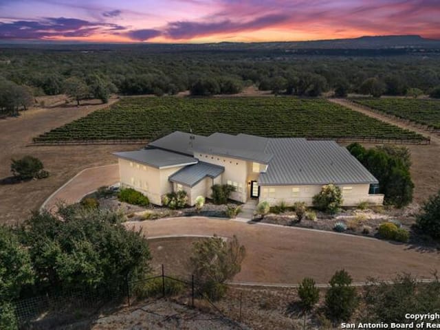 1758 Lincoln Smith Road