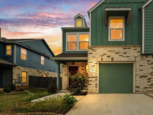 176 Andross LN