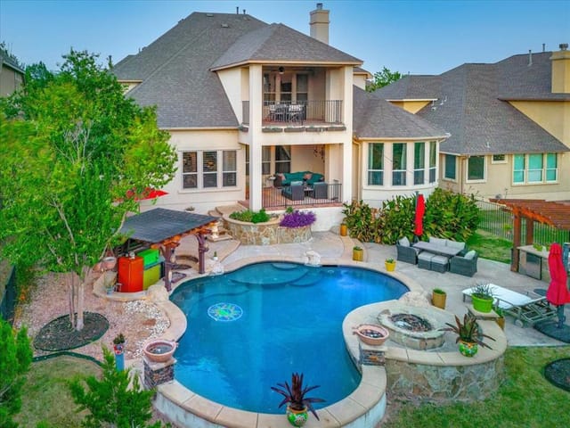 17613 Wildrye Dr