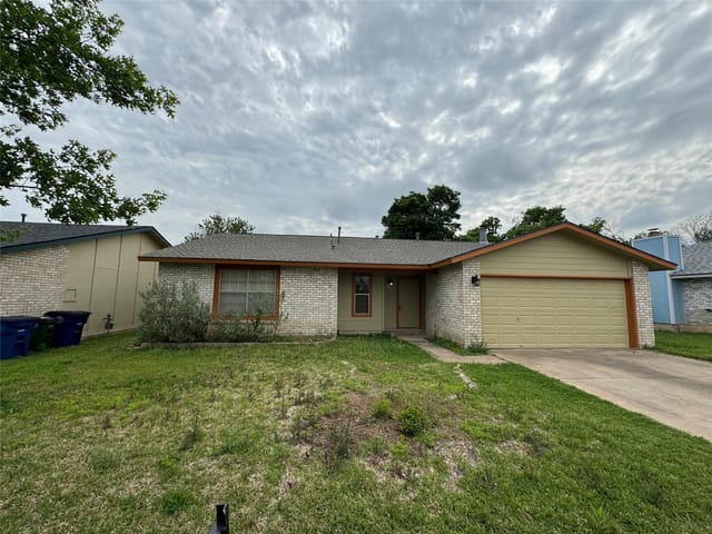 1762 Cricket Hollow Dr