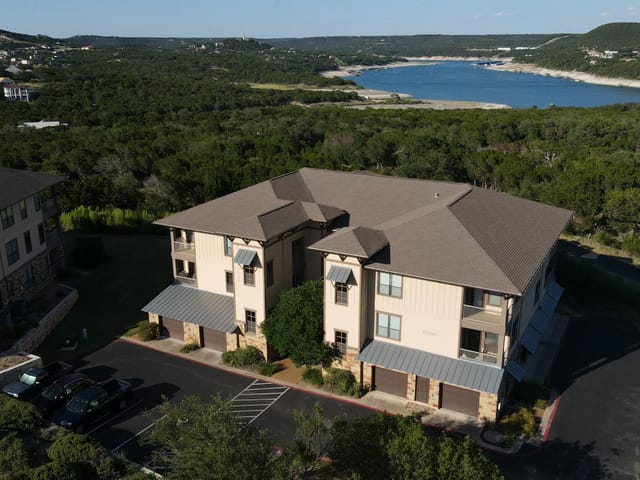 17700 Edgewood WAY Unit #202