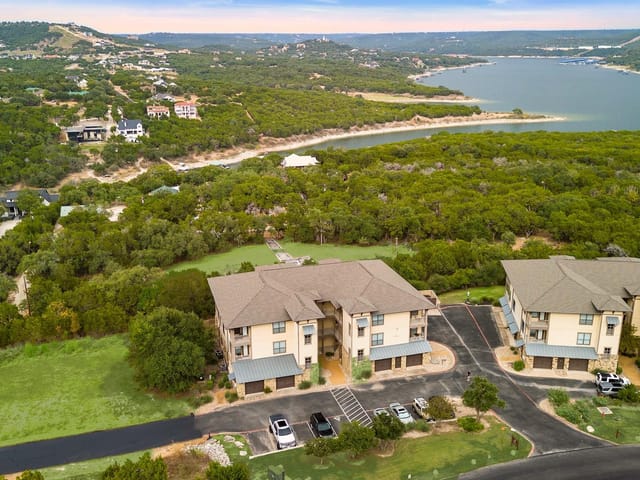 17800 Edgewood WAY Unit #202