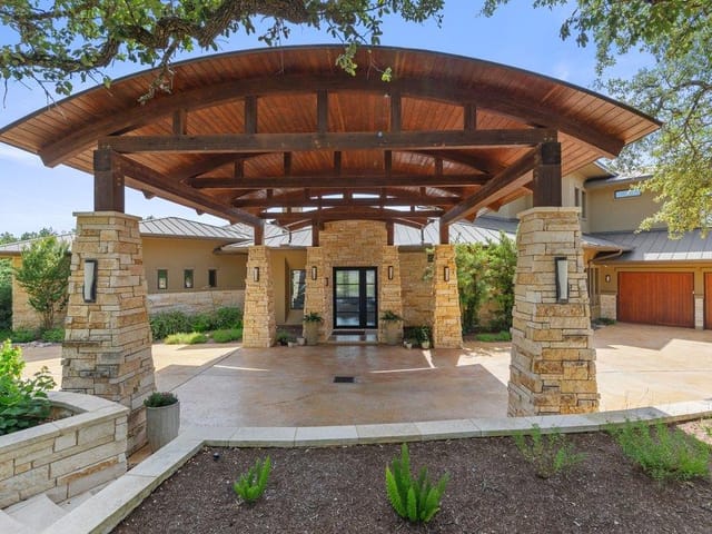 17800 Flagler DR