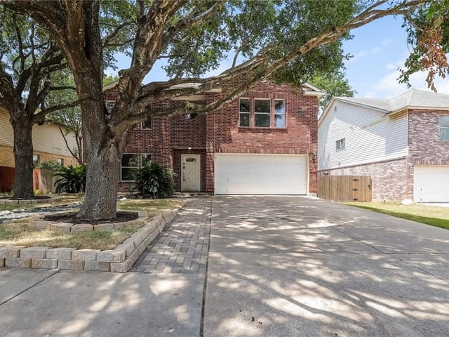 17916 Regis DR