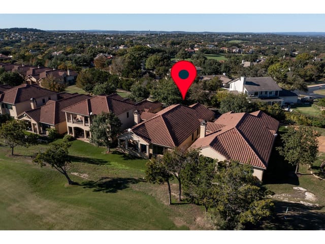 18 Borello Dr