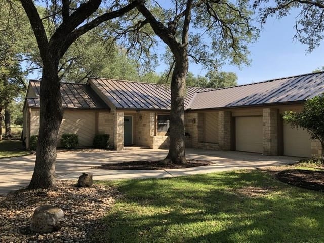 18 Woodcreek DR