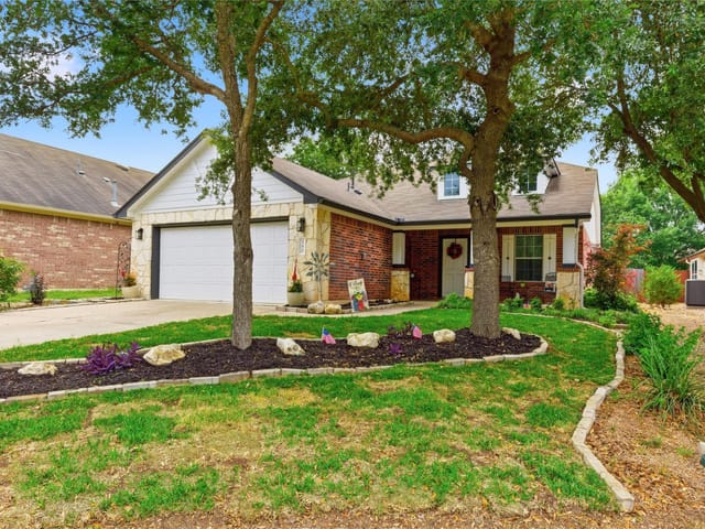 180 Mystic Shadow Ln