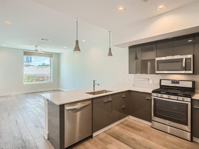 1800 E 4th St Unit #249