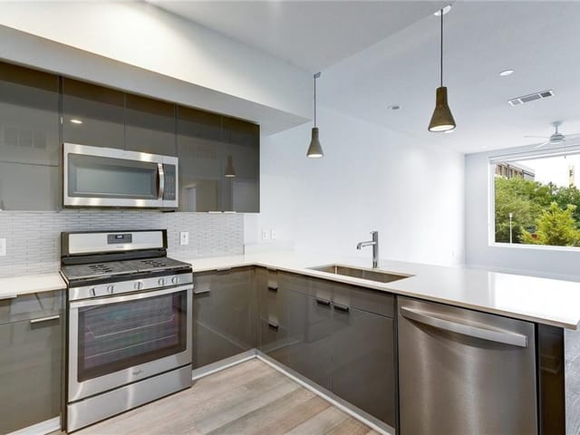 1800 E 4th St Unit #255