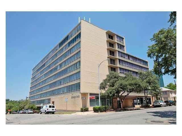 1800 Lavaca St Unit #207