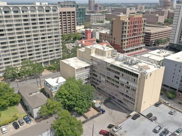 1800 Lavaca St Unit #605