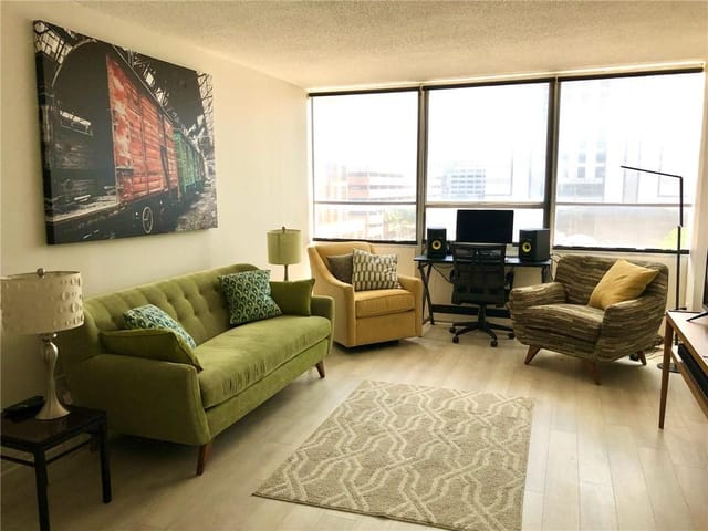 1800 Lavaca St Unit #A-402