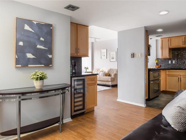 1800 Lavaca St Unit #A-609